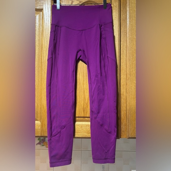 Lululemon Dark Pink High Waisted Capri Leggings Size 6 EUC - Picture 1 of 8